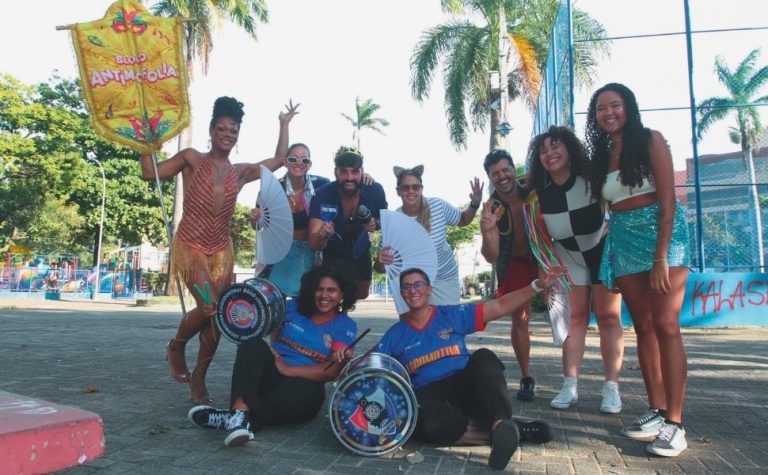 Blocos e festas no clima do Carnaval neste fim de semana no ES
