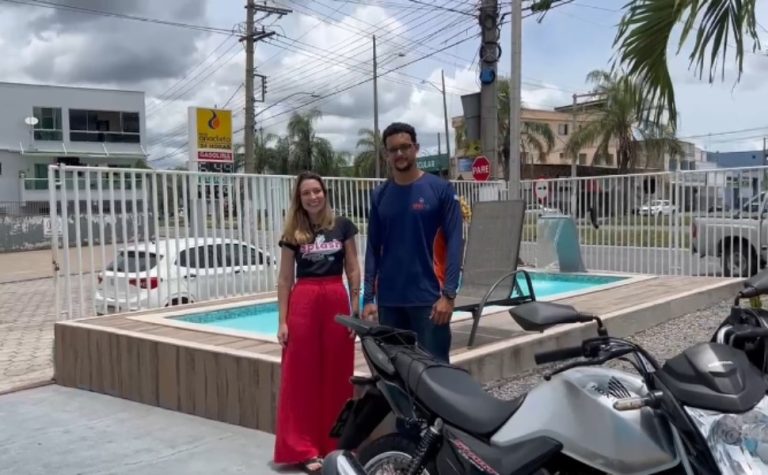 Capixaba que viralizou após pular em piscina de loja se explica: “Realizei o sonho”