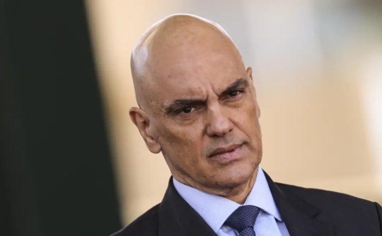Conta de Moraes é desativada no X, alvo de decisões do ministro do STF