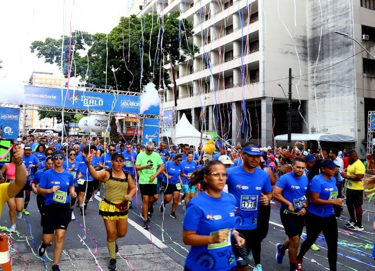 Corrida do Galo da Madrugada acontece neste domingo (16)