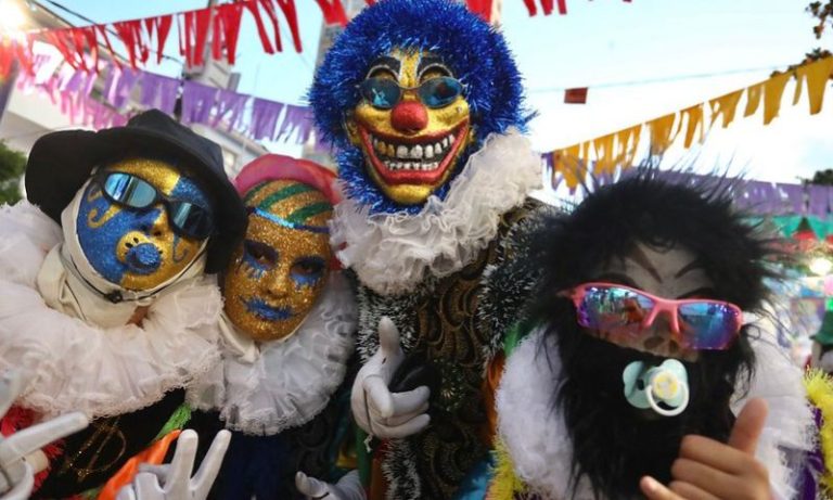 Dois energéticos: um limite perigoso para o coração no Carnaval