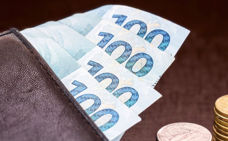 Entenda o novo empréstimo com desconto em folha para quem está empregado