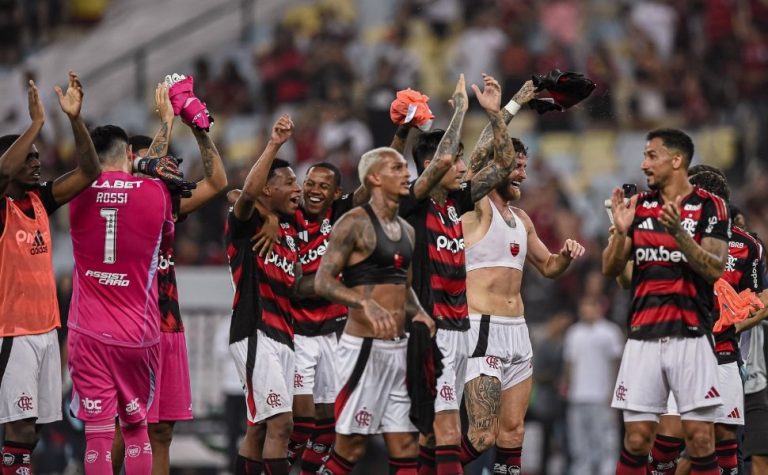 Flamengo sai invicto de clássicos e vê rivais em apuros no Carioca