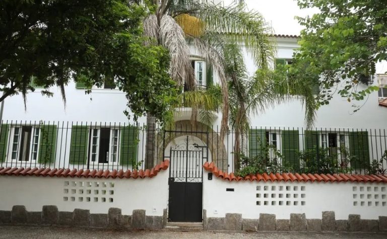 Jovem que morou em casa de ‘Ainda Estou Aqui’ viraliza com filmagens antigas