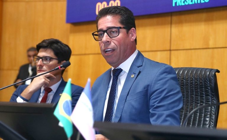 Marcelo Santos é reeleito presidente da Assembleia Legislativa do ES