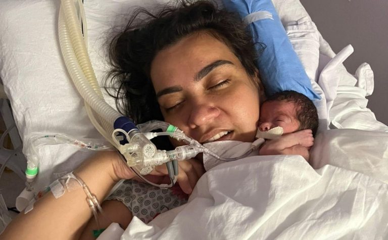 Mulher com câncer avançado tem parto antecipado e dá à luz a menino em Vitória