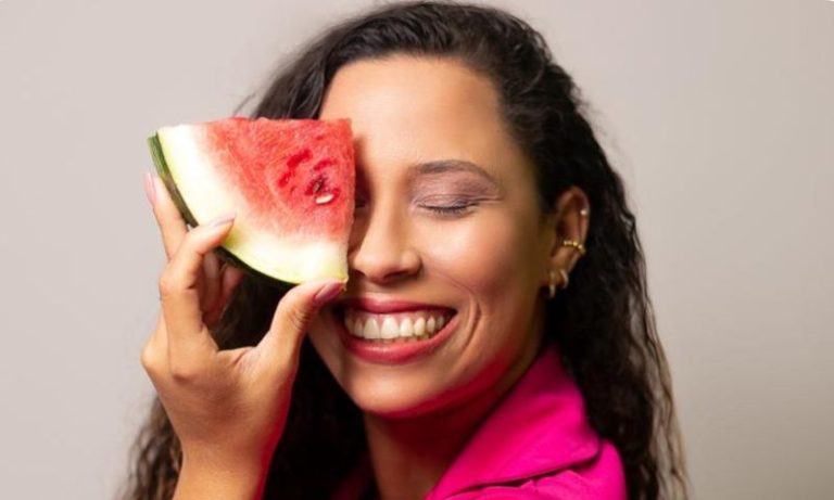 Não deixe alimentos preparados em temperatura ambiente, diz nutricionista