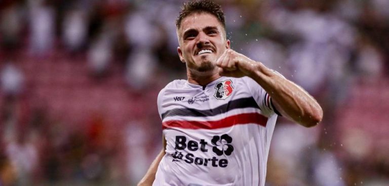 Santa Cruz vence Jaguar de goleada: 4×0, e avança na classificação