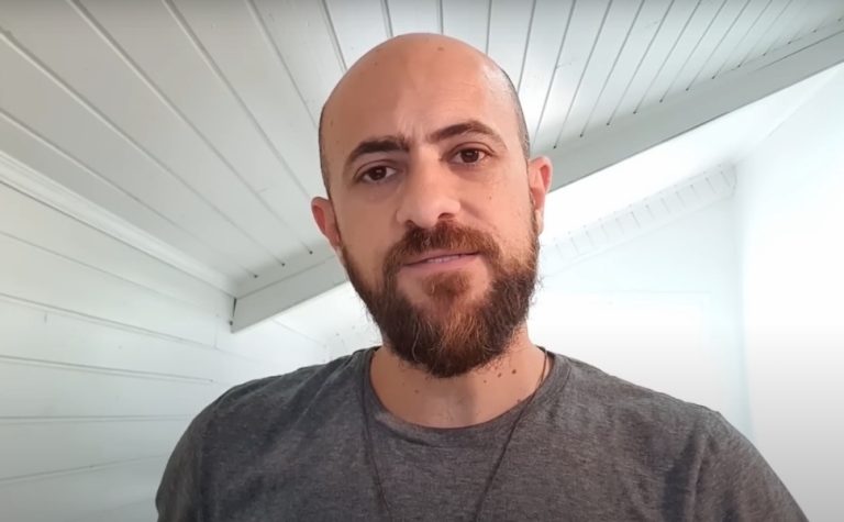 Tiba Camargos tem cirurgia adiada após complicações; entenda