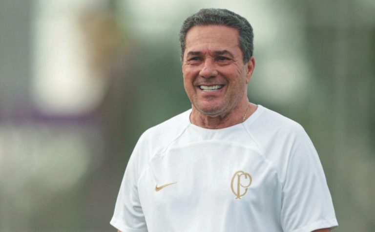 Vanderlei Luxemburgo será comentarista em programa de Galvão Bueno