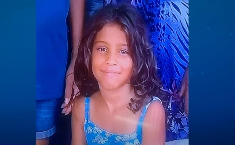 Adolescente é encontrada morta dentro de casa na Serra