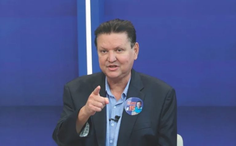 Prefeito de Cariacica tem alta de hospital após nova cirurgia para remover rins