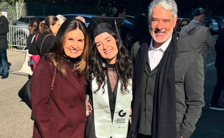 Fátima Bernardes e William Bonner se reúnem para formatura de filha na França