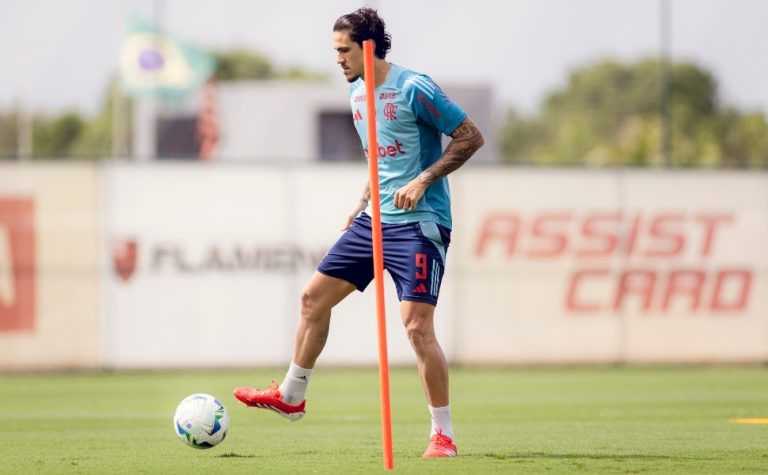 Flamengo descarta lesão em Léo Pereira e Pedro comemora retorno