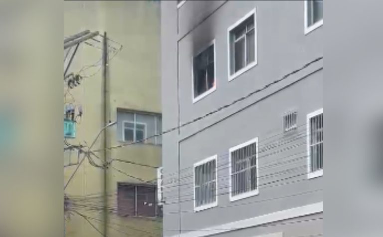 Incêndio atinge clínica em Vila Velha e deixa 15 feridos