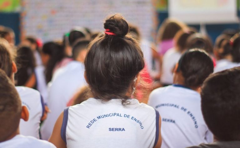 Prefeitura da Serra convoca mais de 400 professores concursados para rede municipal