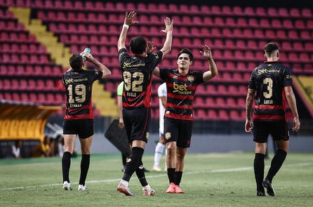 Sport vence Decisão por 3×0 e pega o Santa Cruz nas semifinais do Estadual