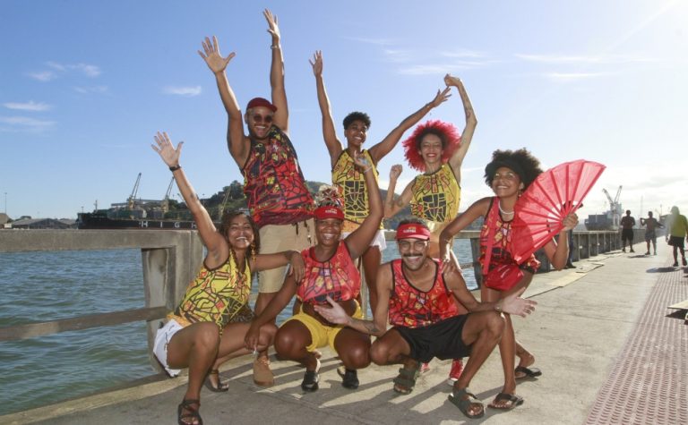 Subúrbio e Afrokizomba abrem a folia em Vitória neste sábado