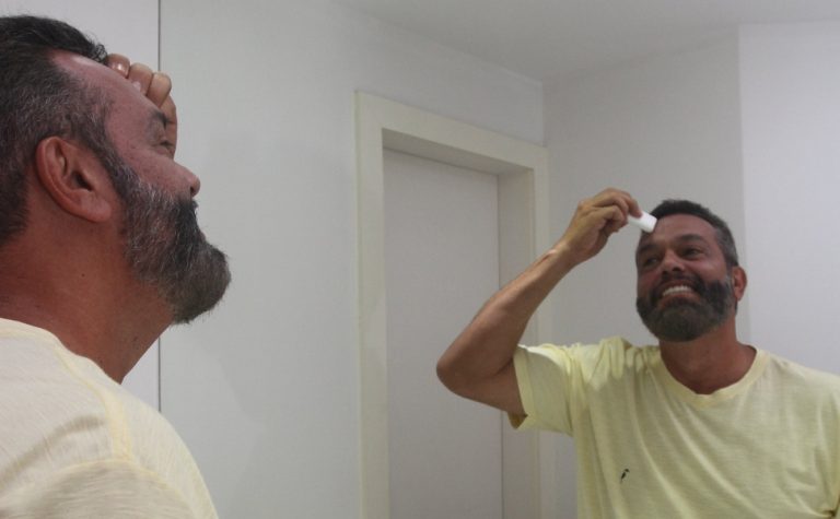 Vaidade masculina aumenta e busca por cirurgia bate recorde
