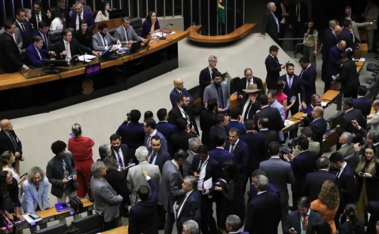 Câmara aprova Lei da Reciprocidade Comercial e texto vai à sanção
