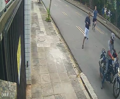 Câmera flagra roubo de cordão de ouro de professor da UFPE na Beira-Rio; COM VÍDEO