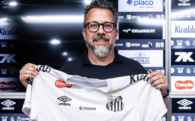 Cléber Xavier é apresentado e vê Neymar como solução para Santos reagir