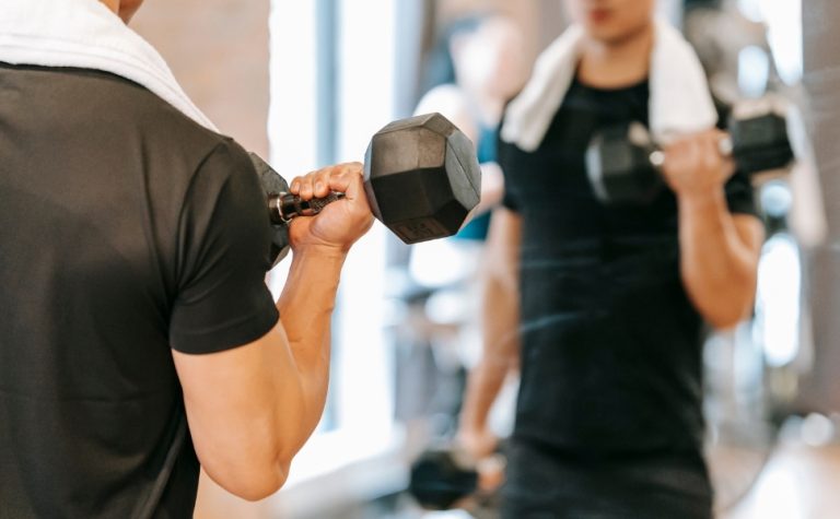 Como o exercício físico pode ajudar a enfrentar as doenças crônicas?