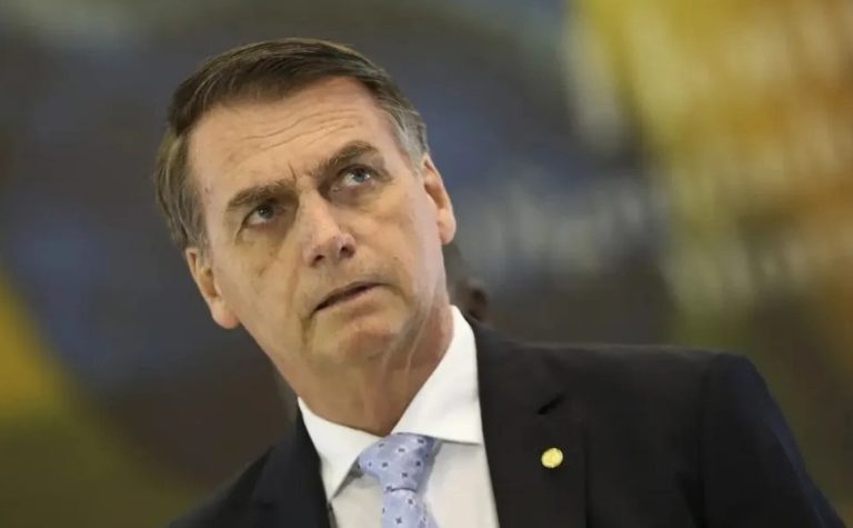 Trump está defendendo EUA de ‘vírus socialista’ com tarifaço, diz Bolsonaro