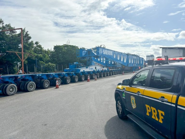 Outra escolta de transformador gigante eólico acontece nesta semana