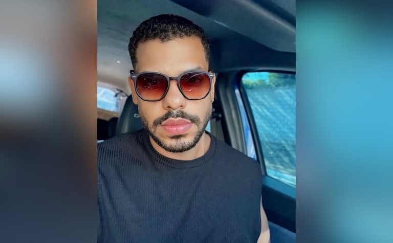 Homem em carroceria de caminhonete morre após veículo capotar em Guarapari