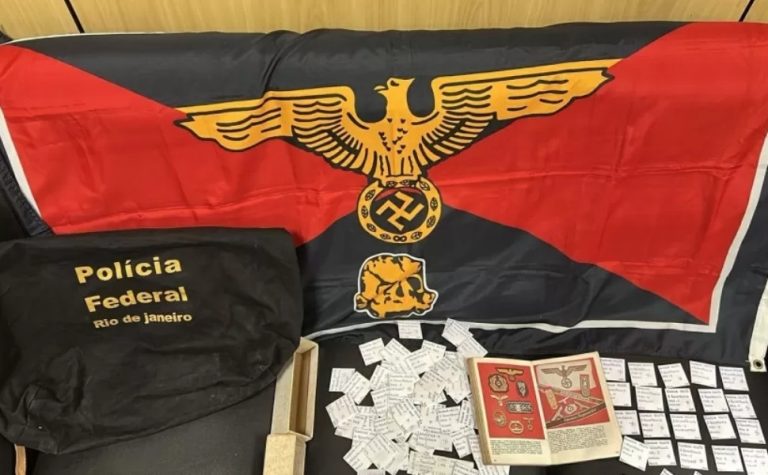 Idoso que vendia material nazista pela internet é preso em flagrante no Rio