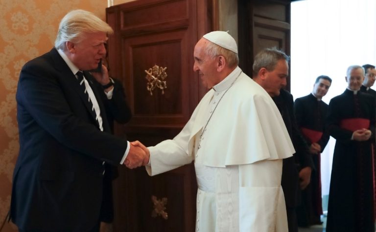 Líderes mundiais lamentam morte do Papa Francisco; veja repercussão