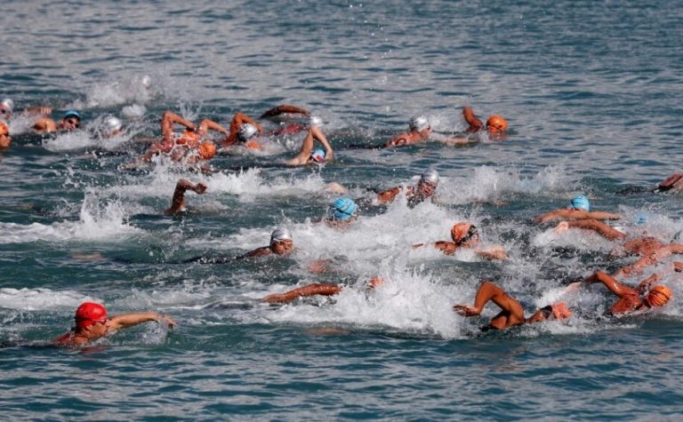 Maratona aquática agita o litoral da Serra