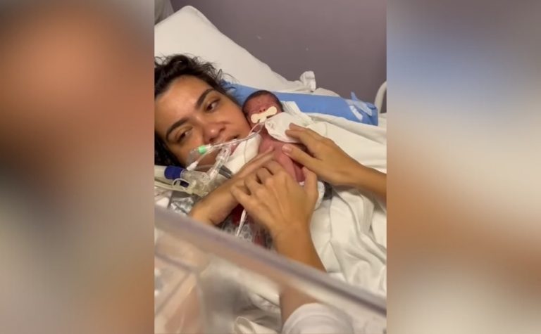 Morre mulher com câncer terminal que deu à luz menino em Vitória