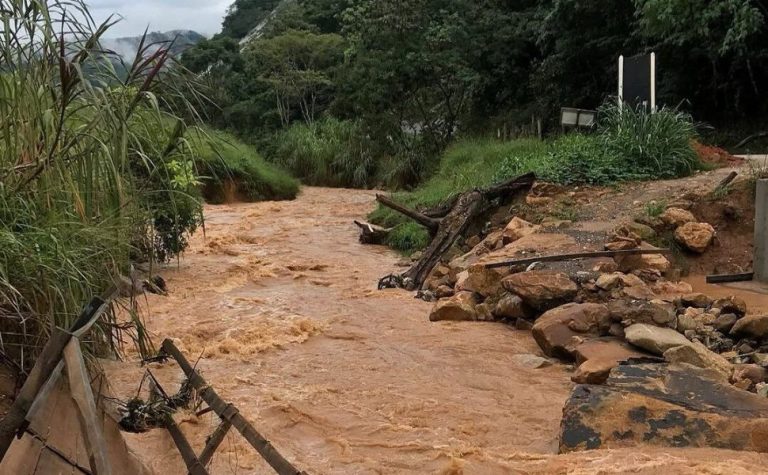 Município no Sul do Espírito Santo tem mais de 100 mm de chuva nas últimas 24 horas
