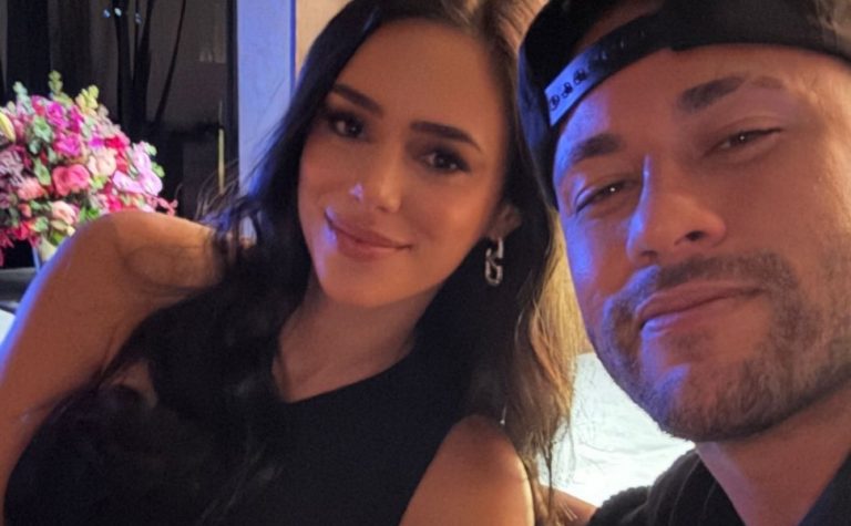 Neymar prepara surpresa e faz declaração em aniversário de Bruna Biancardi
