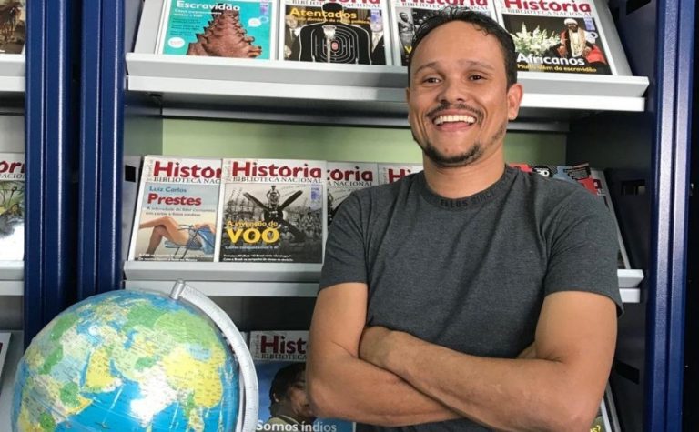 “Nunca é tarde para aprender”, afirma professor especializado em concursos