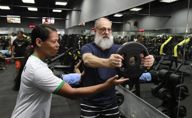 Poder da musculação contra insônia e demência