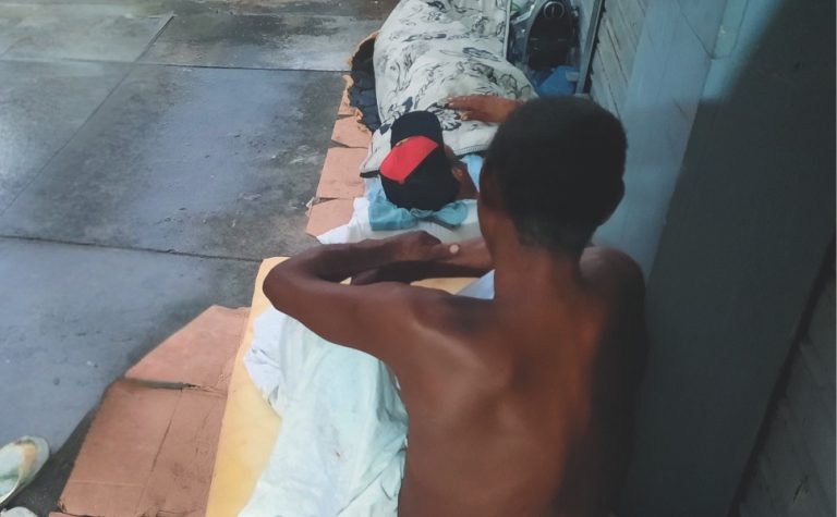 Prefeituras mandam mais de 1.300 moradores de rua de volta para casa