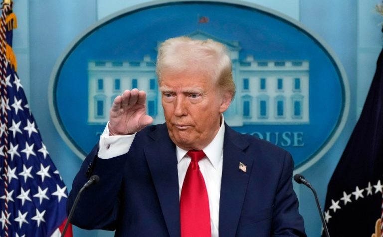 Trump defende horário de verão permanente: ‘muito popular’