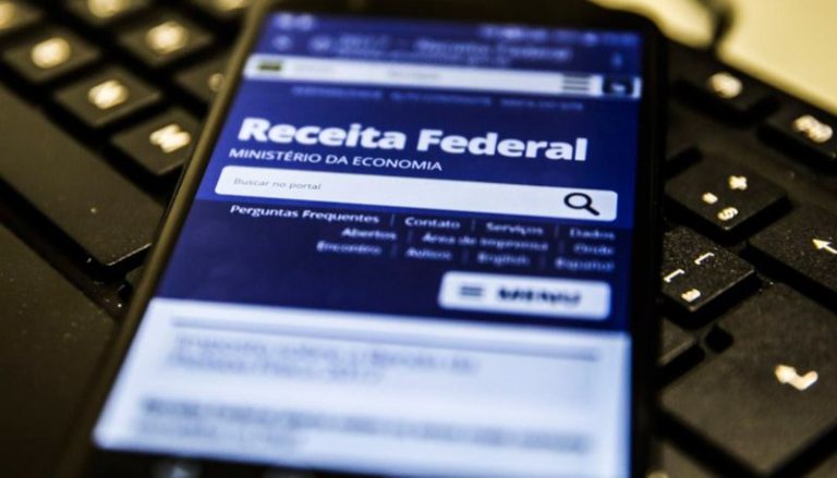 Receita paga nesta quarta-feira lote da malha fina do Imposto de Renda