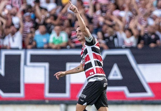 Santa Cruz faz a festa da torcida no Arruda ao golear o Horizonte-CE por 4×0