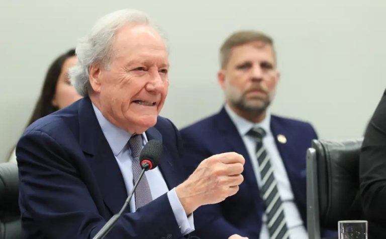 Vamos colocar na prisão os responsáveis por fraude no INSS, diz Lewandowski