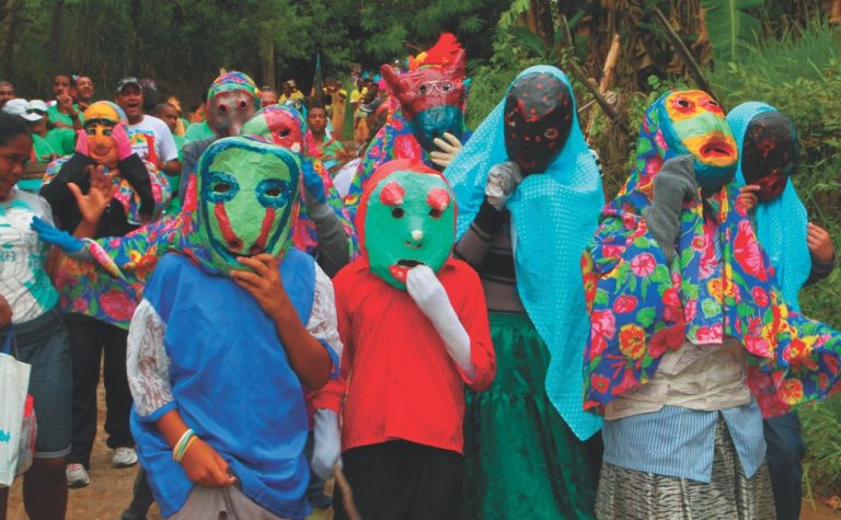 Vem aí o Carnaval de Congo de Máscaras