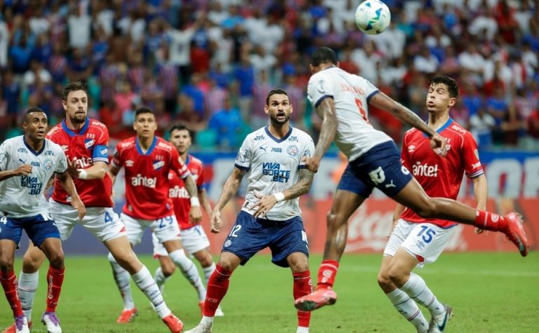 Bahia sofre a virada do Nacional e perde a invencibilidade na Copa Libertadores