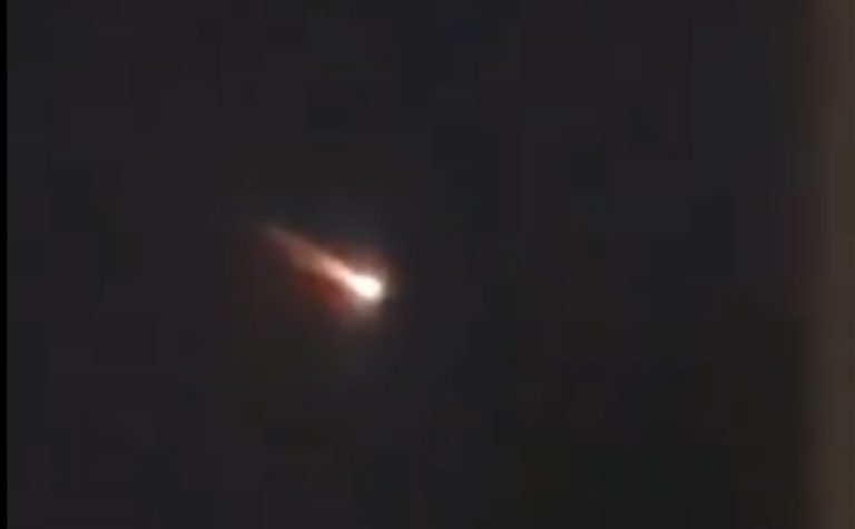 Bola de fogo cruzando o céu do Brasil possivelmente era foguete da SpaceX