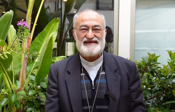 Conclave: quem é o cardeal espanhol que tem medo de ser papa, mas corre o risco de ser eleito?