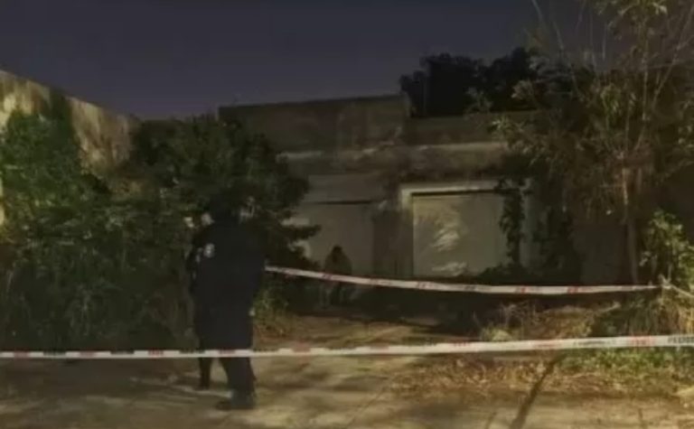 Em visita surpresa, tio flagra sobrinho morando com mãe morta há 4 anos