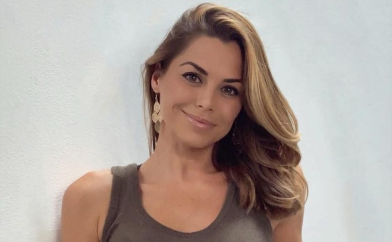 Ex-coelhinha da Playboy vira sem-teto na Inglaterra e busca emprego