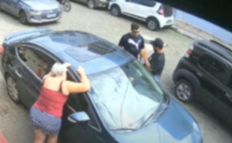 Falsos oficiais de Justiça aplicam golpe e roubam carro em Vila Velha; veja vídeo